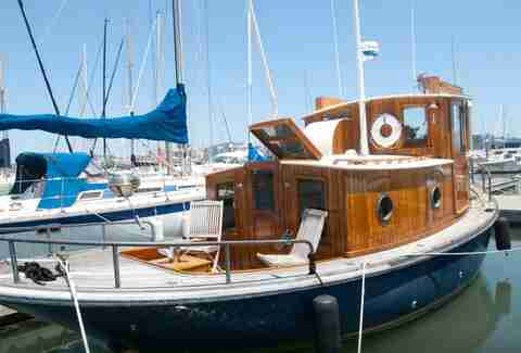 houseboat airbnb seattle the coolest us houseboats on airbnb thrillist houseboat airbnb seattle the coolest us houseboats on airbnb thrillist