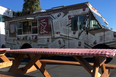 Milt’s BBQ Truck chicago