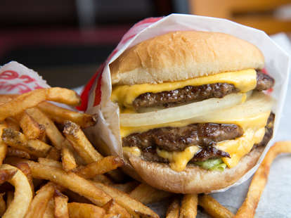 in and out cheeseburger