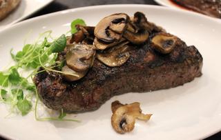 J S Restaurant At Nashoba Valley Winery A Boston Ma Sound Bites Gibbet Hill Grill