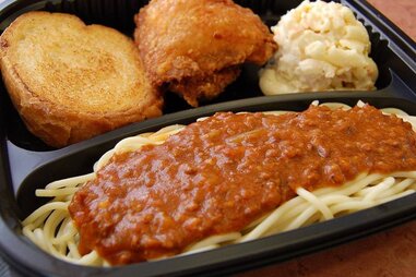 Zippy’s, spaghetti