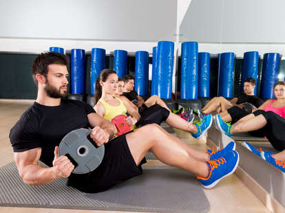 abdominal plate training, group workout