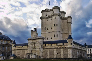 Donjon du Château de Vincennes paris castle 