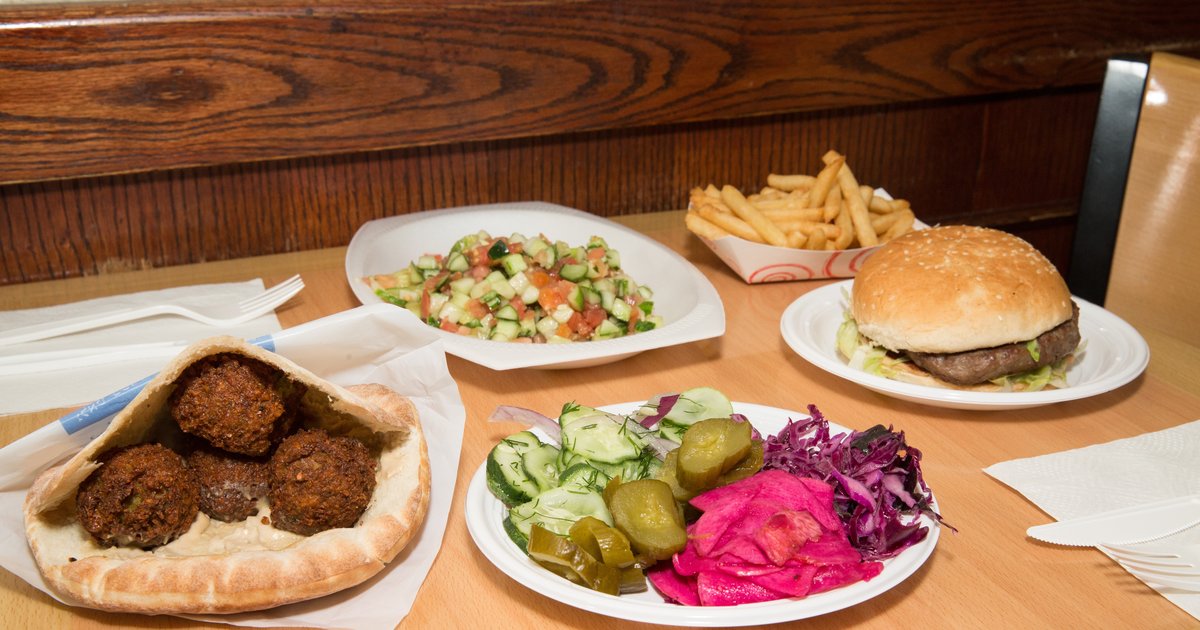 Sit-Down Meals for Under $10 in NYC - Thrillist