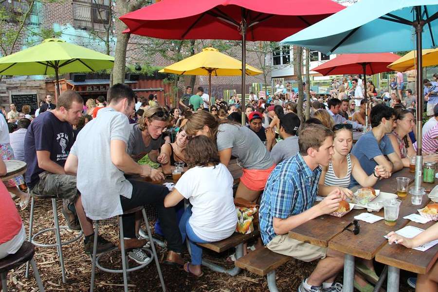 PHS PopUp Beer Garden A Bar in Philadelphia, PA Thrillist