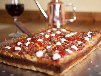 Brown Dog Pizza: A Restaurant in Telluride, CO - Thrillist