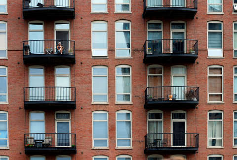 Things You Need to Know Before Apartment Hunting in Chicago - Thrillist