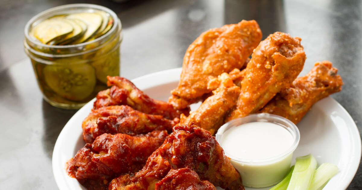 Best Wings in LA - Thrillist