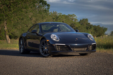 Yep, it’s still a Porsche 911 alright