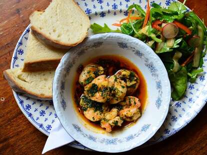 King prawns with a side salad 