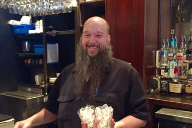 Rob Hayner Pearlz West Ashley bartender