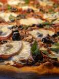 lonesome's pizza