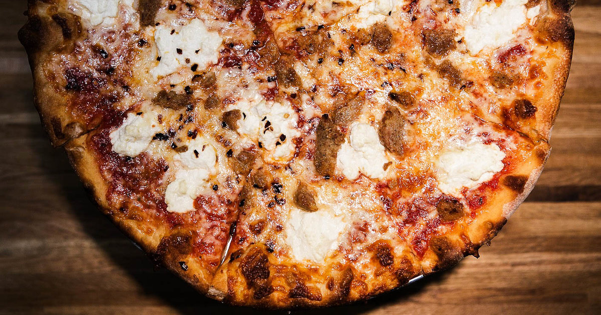 Capos Pizza A San Antonio, TX Restaurant.