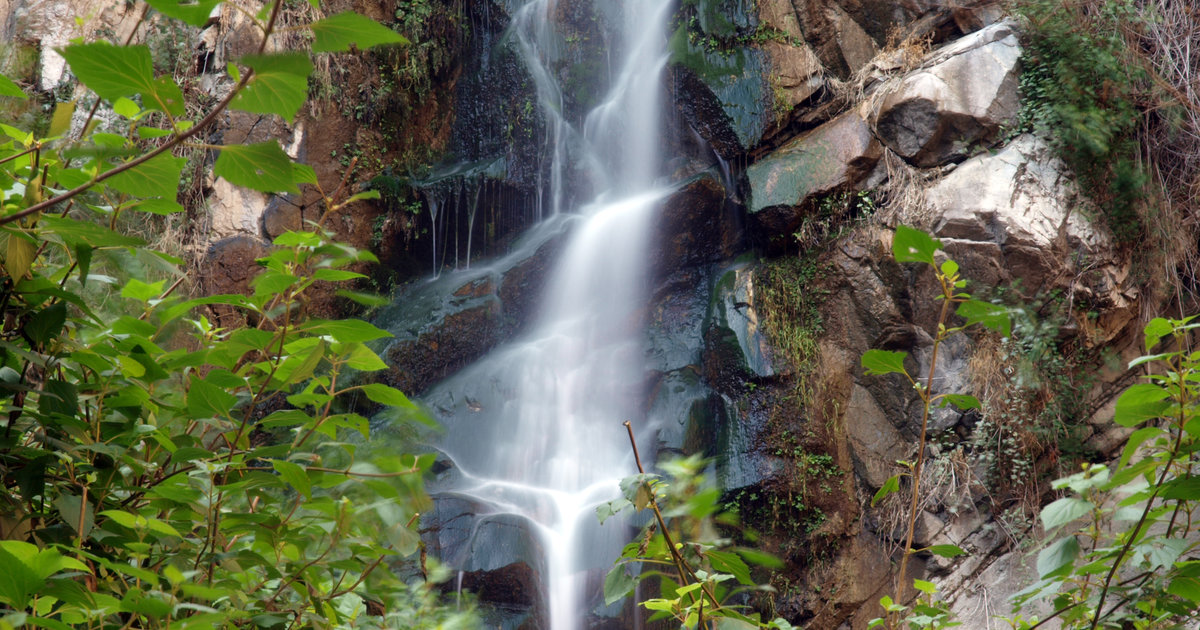 waterfall hikes near me