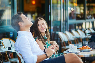 couple on a date smoking