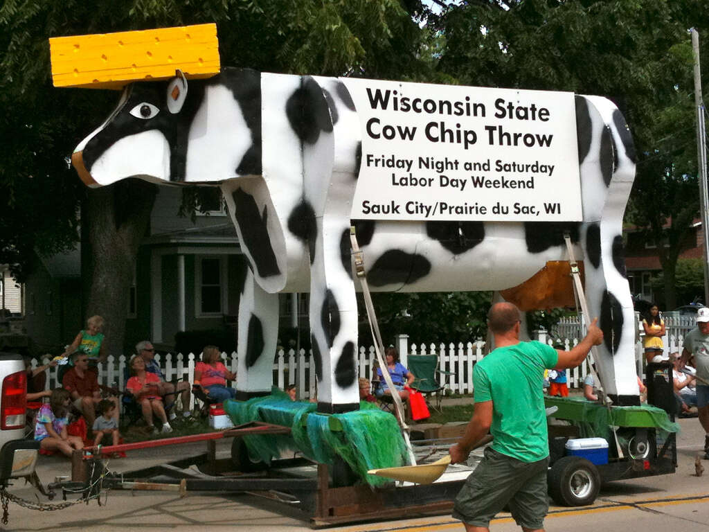 Wisconsin State Cow Chip Throw