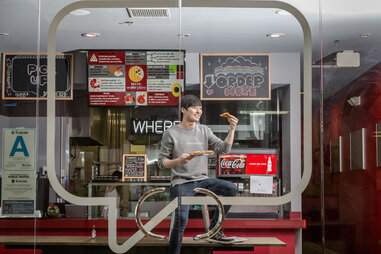 Inventor Seoul Food Pizza