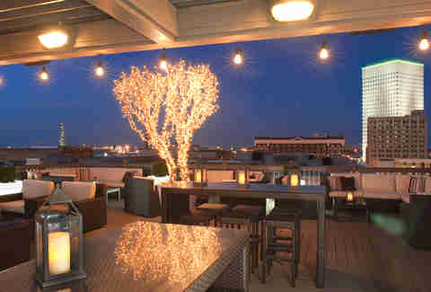 Best Rooftop Bars In Houston For Drinking Outside Thrillist