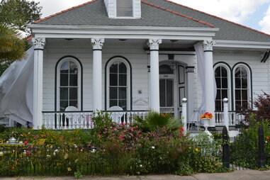 Bywater house