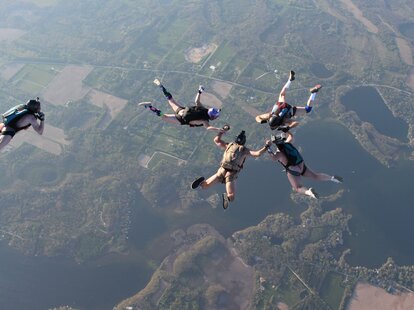 Skydive Milwaukee