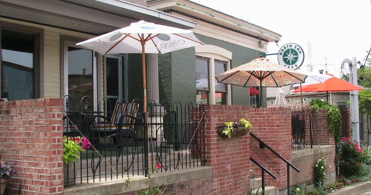 Best Louisville Restaurants & Bars With Outdoor Seating & Patios