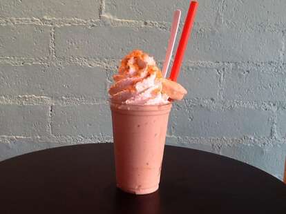 Great Shakes: A Restaurant in Palm Springs, CA - Thrillist