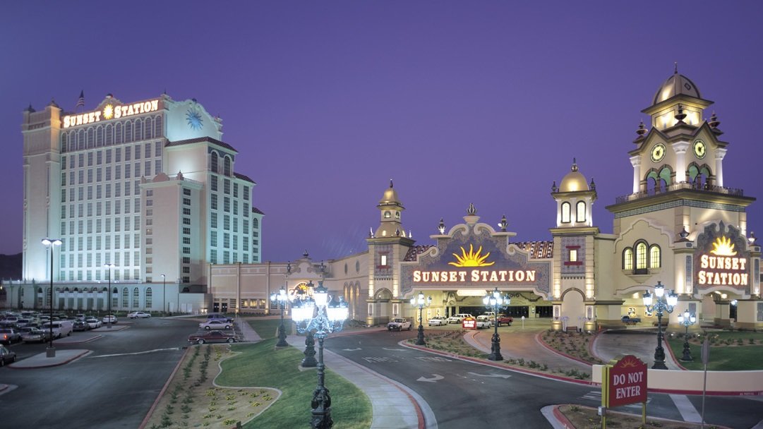 sunset station hotel casino pool