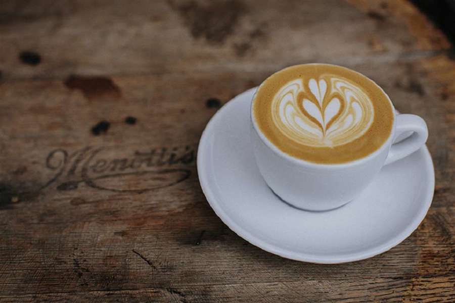 Menotti's Coffee Stop: A Bar in Venice, CA - Thrillist