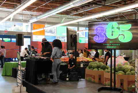 Whole Foods 365 Los Angeles: Inside Look (with Photos) - Thrillist