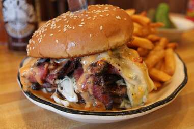 Kenny & Ziggy’s Burger