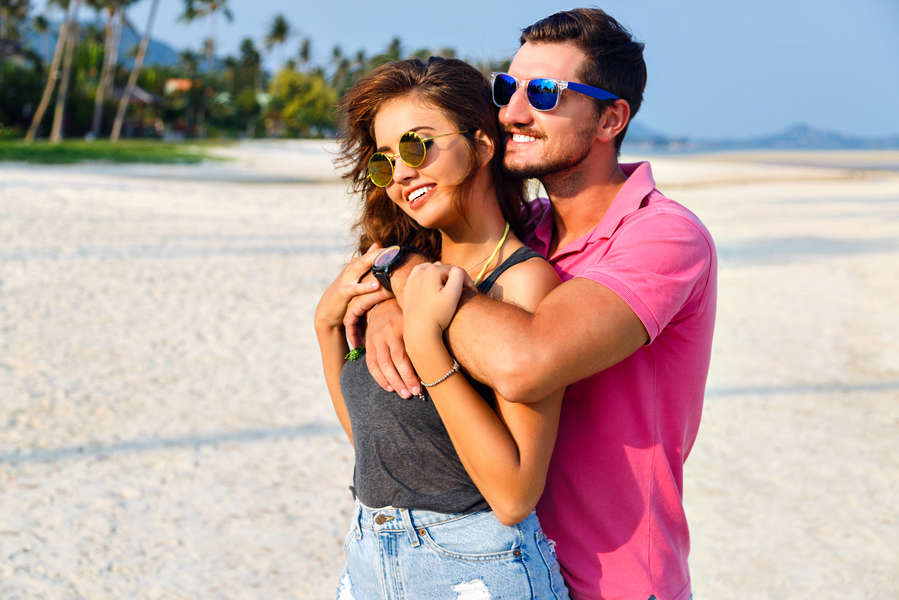 Kissing On Nude Beach - Best Public Places to Hook up in Miami, Florida - Thrillist