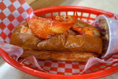 Dah Lobstah lobster roll