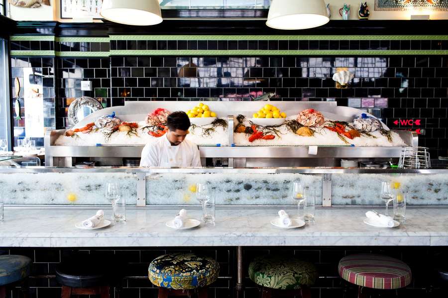 John Dory Oyster Bar A New York Ny Bar Thrillist