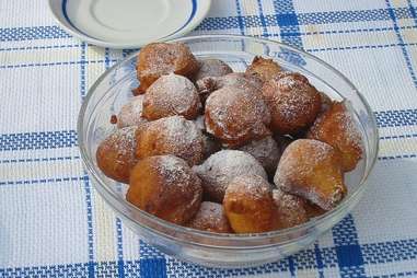 Bowl of donuts