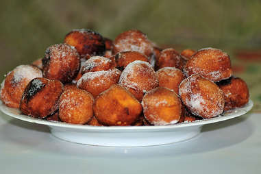 Romanian Donuts