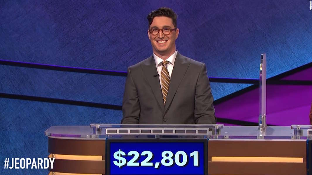 Jeopardy Champ Buzzy Cohen on Toying With Alex Trebek - Thrillist