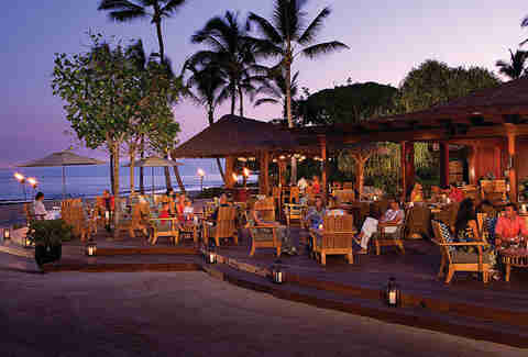 Best Beach Bars In Hawaii St Regis Lava Lava Beach Club
