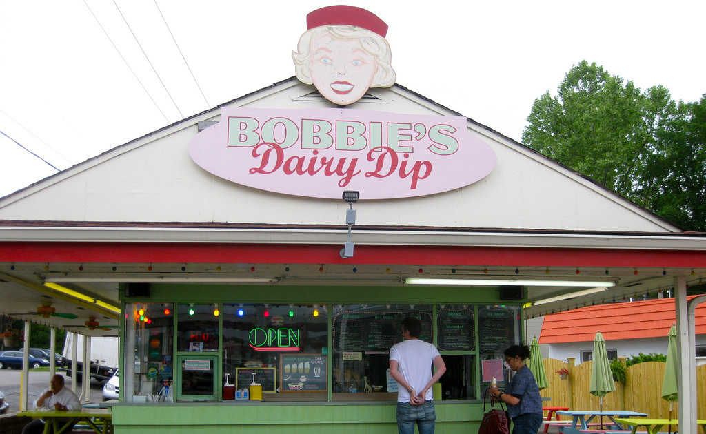 Bobbie's Dairy Dip A Nashville, TN Restaurant.