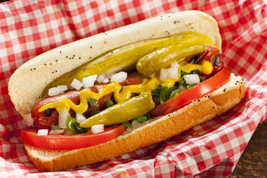 chicago hot dog