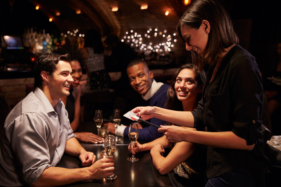 Tipping Etiquette Habits Of Highly Effective Tippers Thrillist