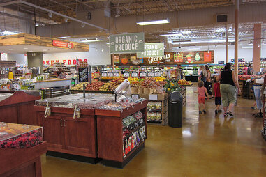 Lucky’s Market interior
