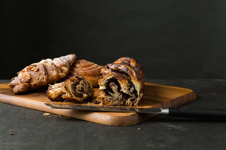 Best Neighborhood Bakeries in Manhattan Where to Buy Birthday Cake