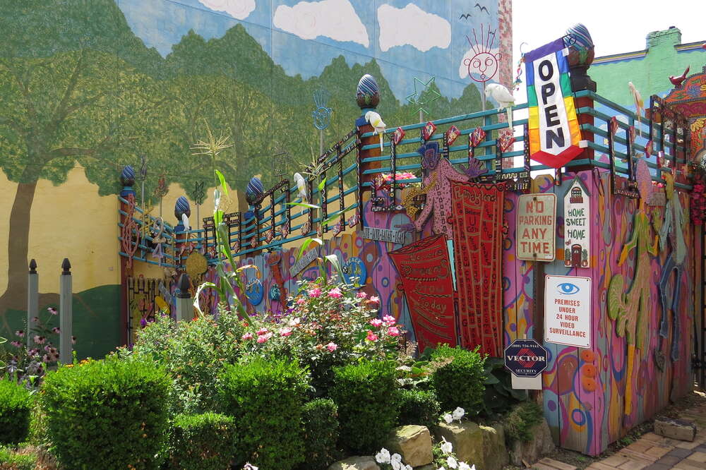 The Color Park: Pittsburgh's Fun and Legal Spot to See Graffiti Art -  Uncovering PA