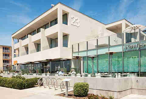 Best Restaurants & Bars Along Pacific Beach & Mission Beach, San Diego