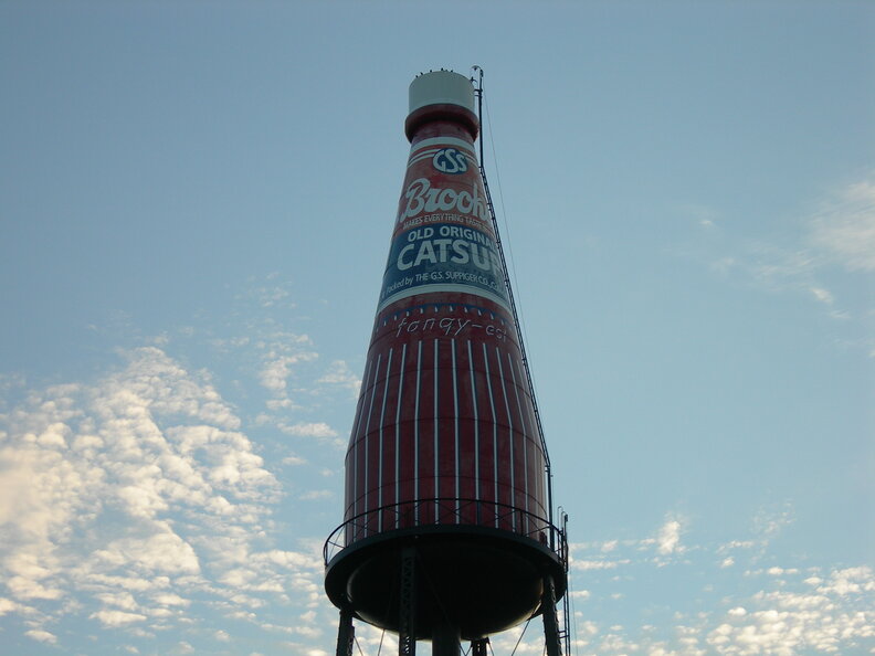 The world’s largest catsup bottle