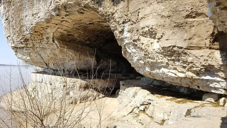 Cave-In-Rock in Illinois
