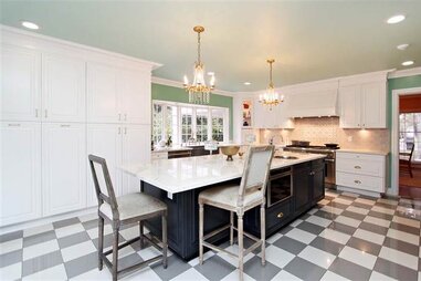 Father of the Bride house