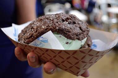 Best Ice Cream Sandwiches At The Baked Bear In Scottsdale Az Thrillist