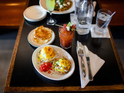 Best Boozy Brunch In Detroit For Cocktails Drinks Thrillist