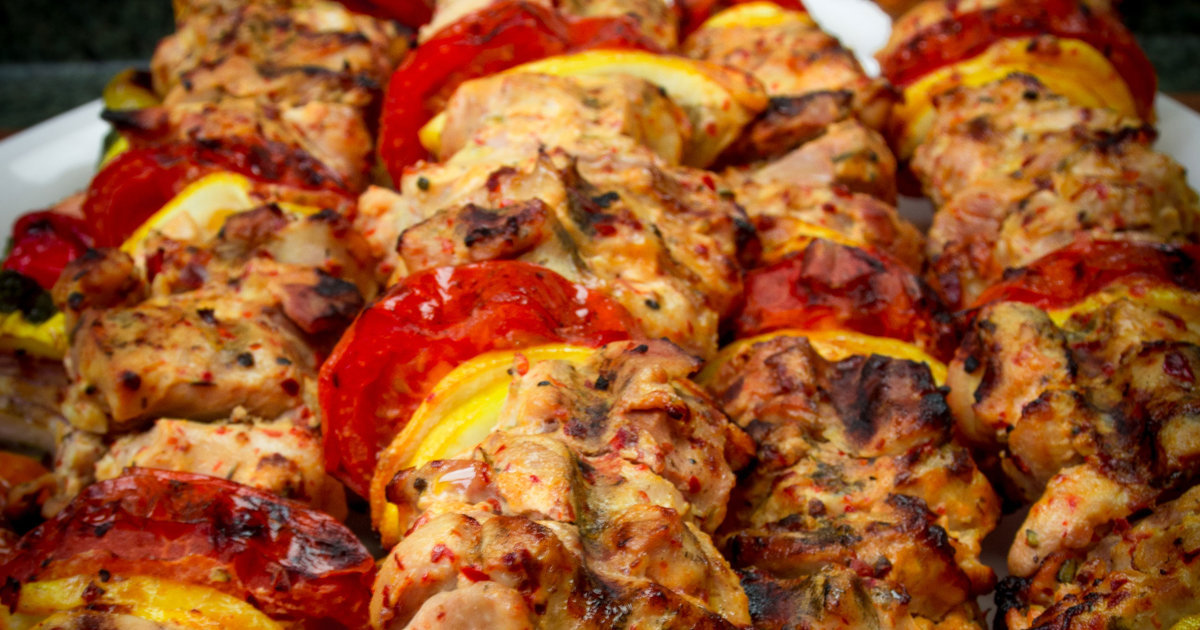 Aleppo Pepper Chicken Kebabs Skewer Video Recipe Thrillist